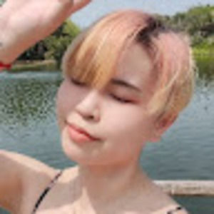 Meet your Posher, Jennif